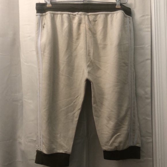 Men 🩳 - Picture 2 of 2